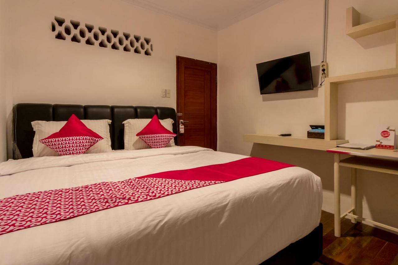 Oyo 619 Naufal Guest House Syariah Medan Dış mekan fotoğraf