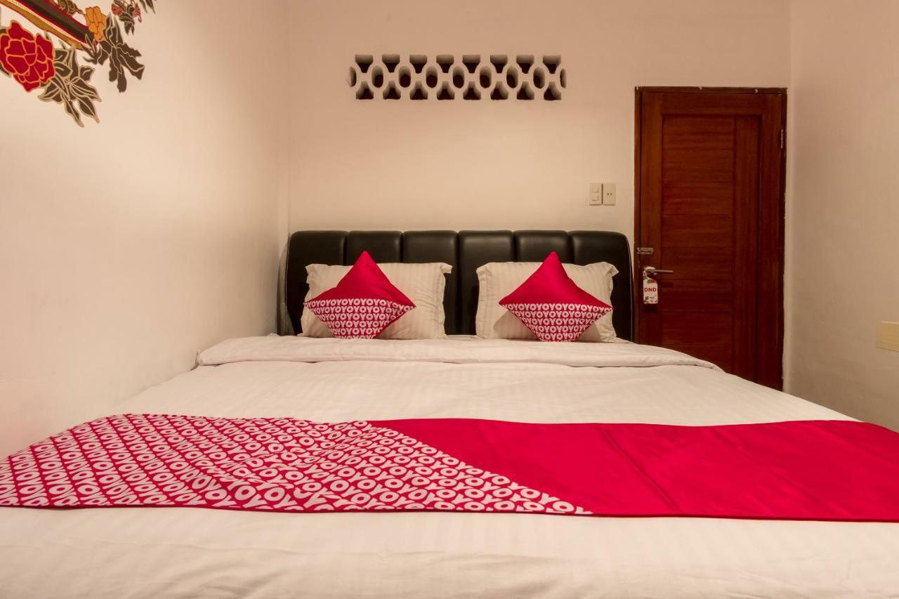 Oyo 619 Naufal Guest House Syariah Medan Dış mekan fotoğraf