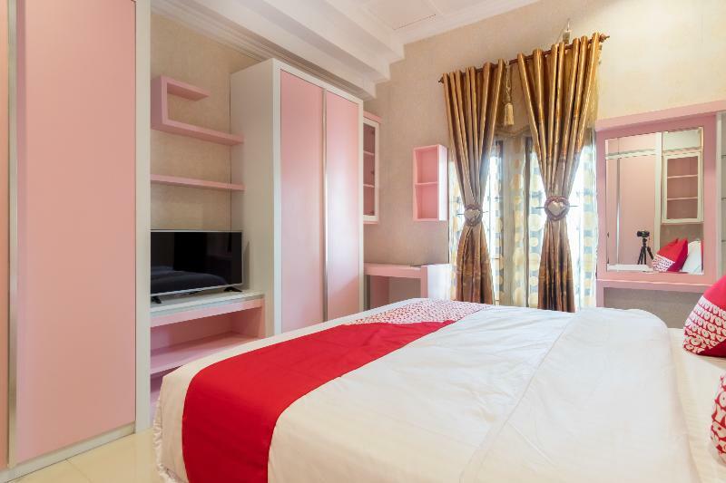 Oyo 619 Naufal Guest House Syariah Medan Dış mekan fotoğraf